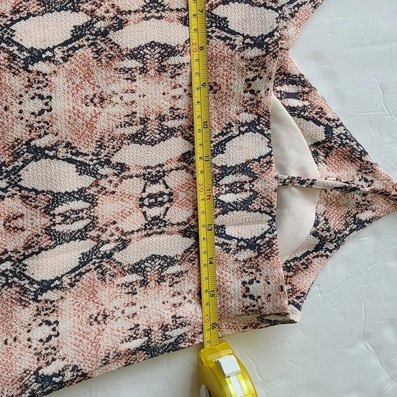 NWT One Clothing Los Angeles Women's Dress Sz. S - Picture 10 of 11